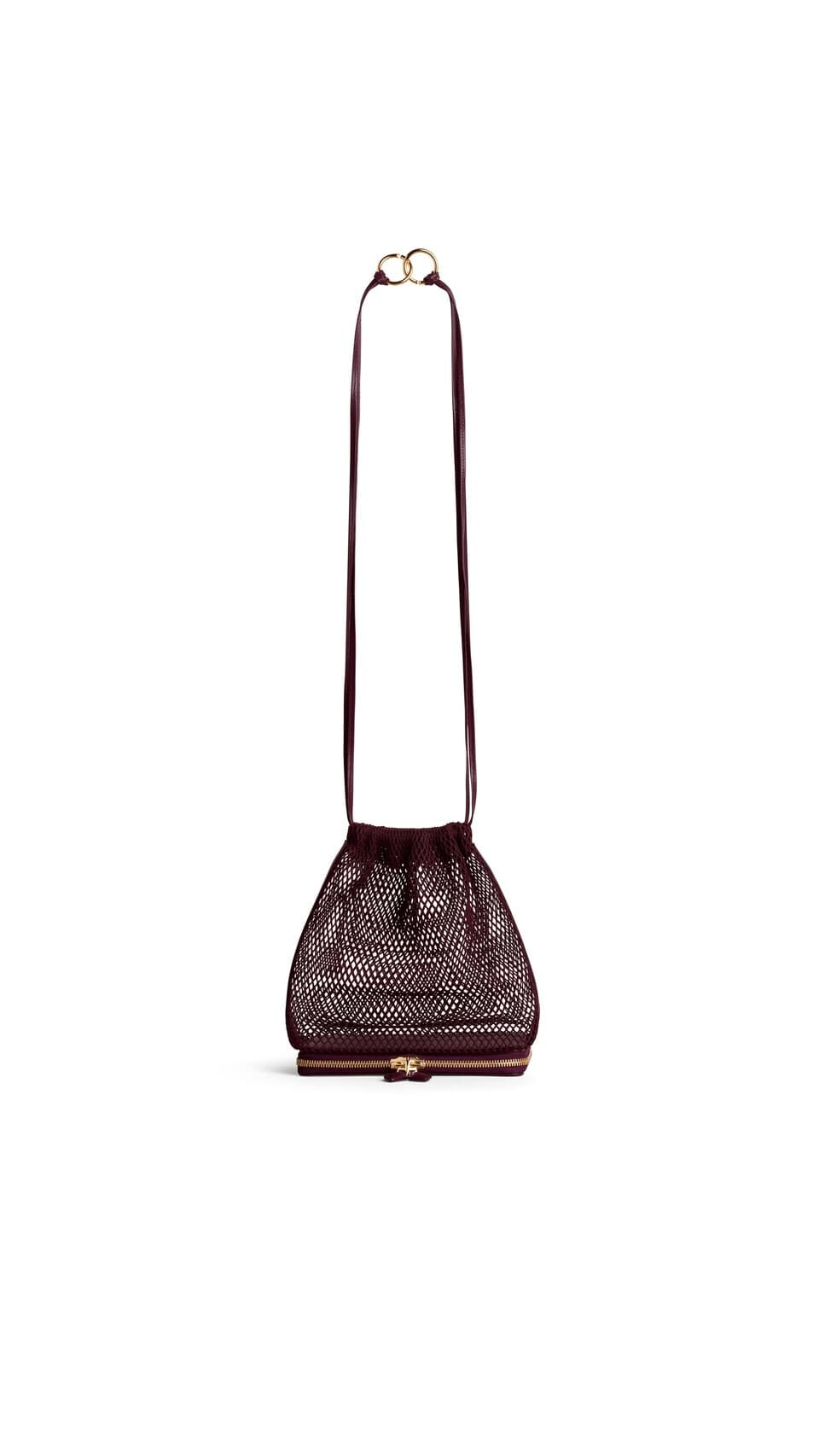 Le pochon bag in fishnet